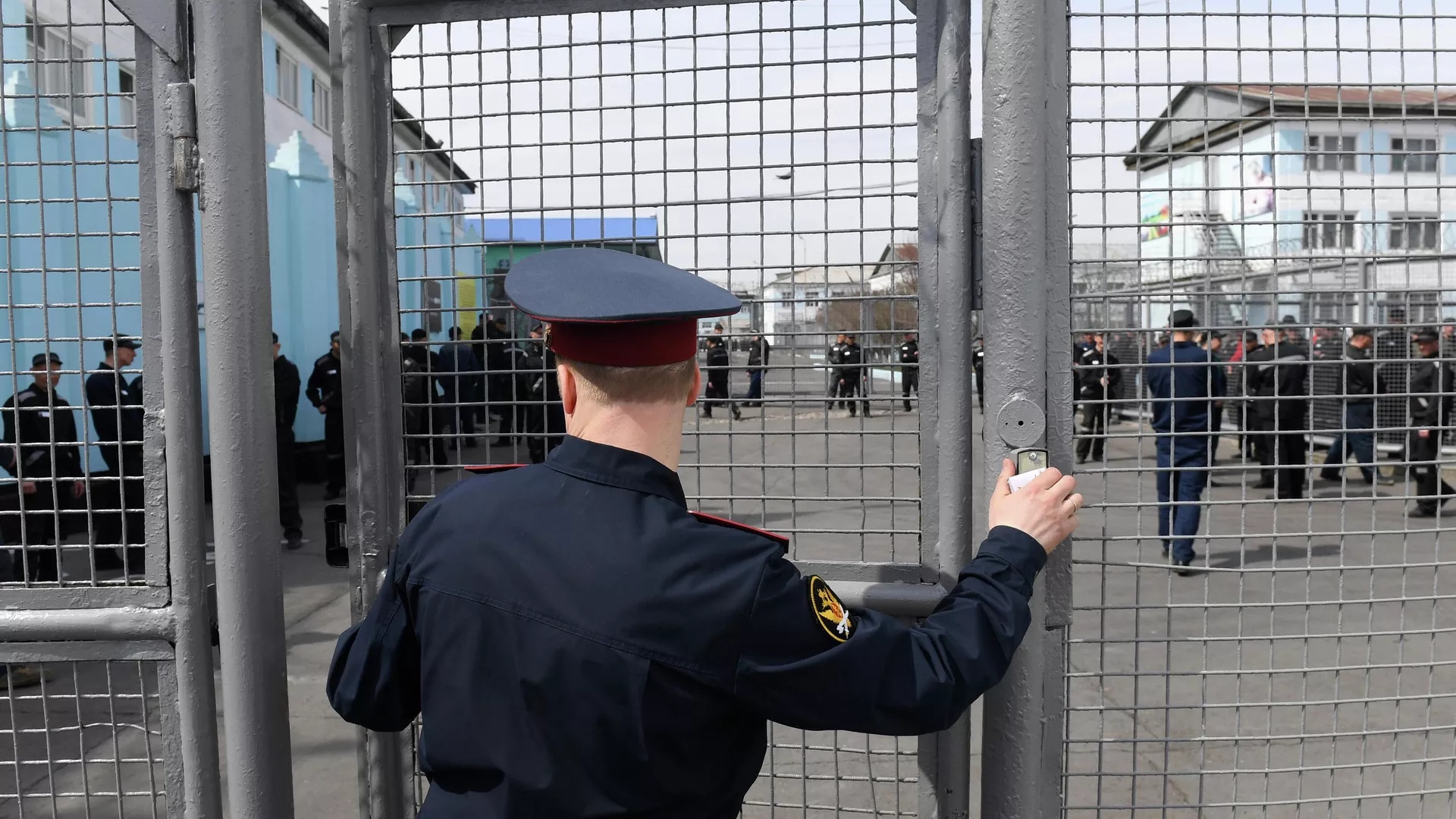 Начальника владимирской колонии уволили после драки между осужденными Начальника владимирской колонии уволили после драки между осужденными